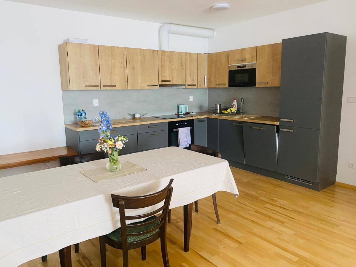 Stylovy Apartman Artdeco Apartment Poděbrady Екстериор снимка
