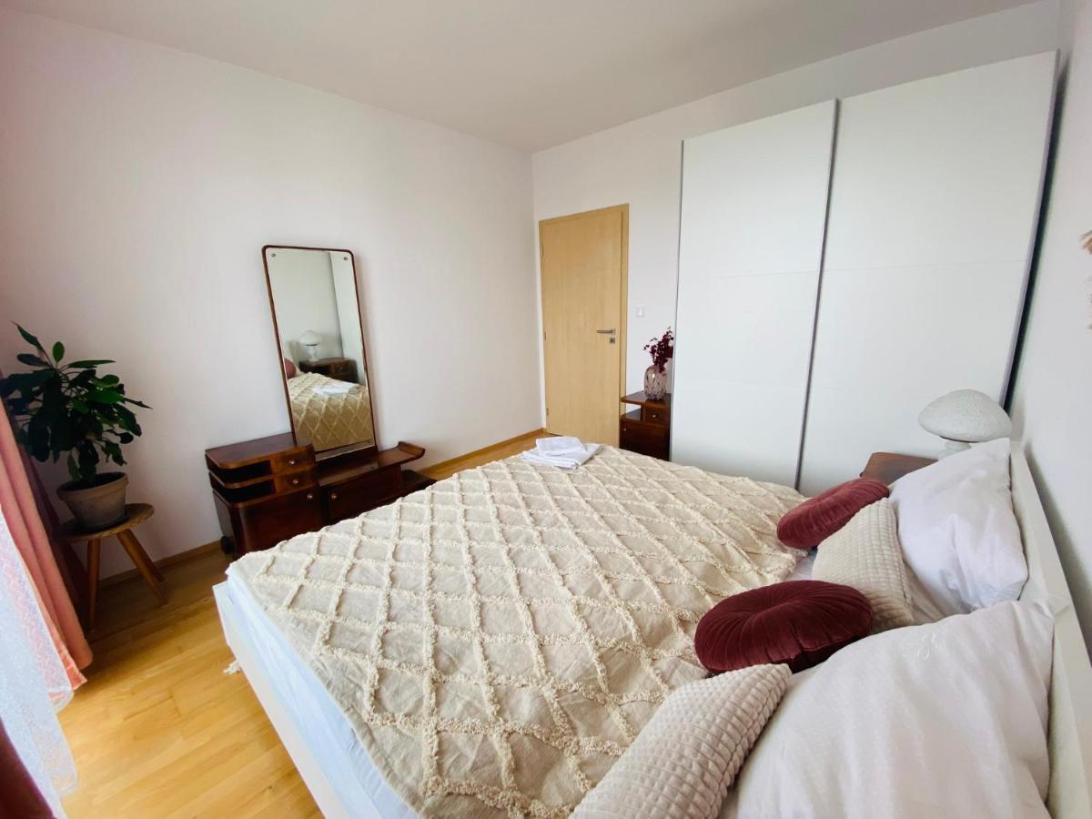 Stylovy Apartman Artdeco Apartment Poděbrady Екстериор снимка