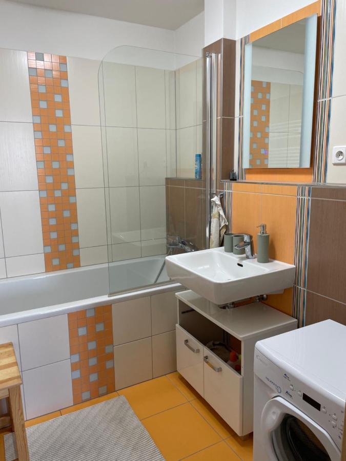 Stylovy Apartman Artdeco Apartment Poděbrady Екстериор снимка